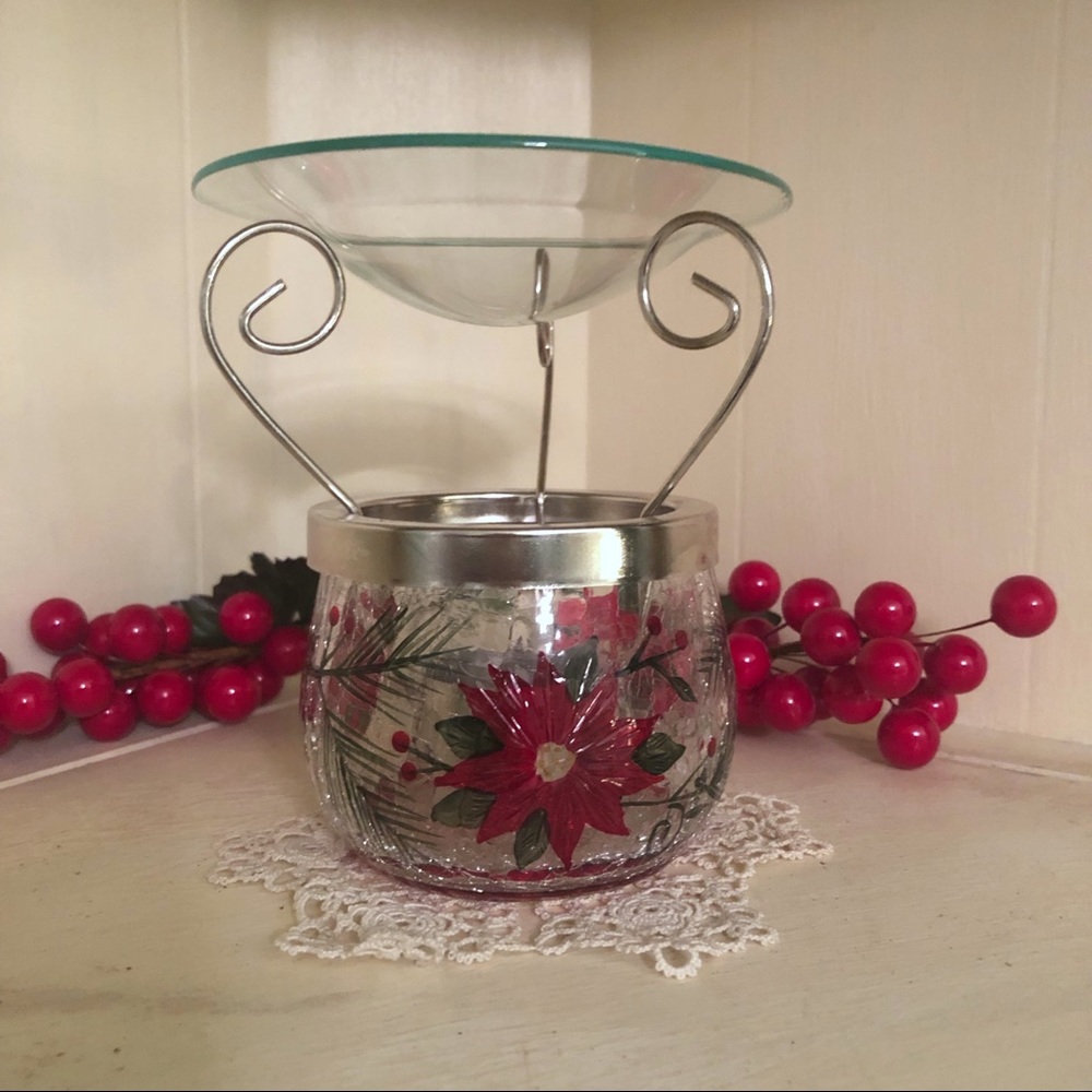 Yankee Candle Poinsettia Oil Warmer